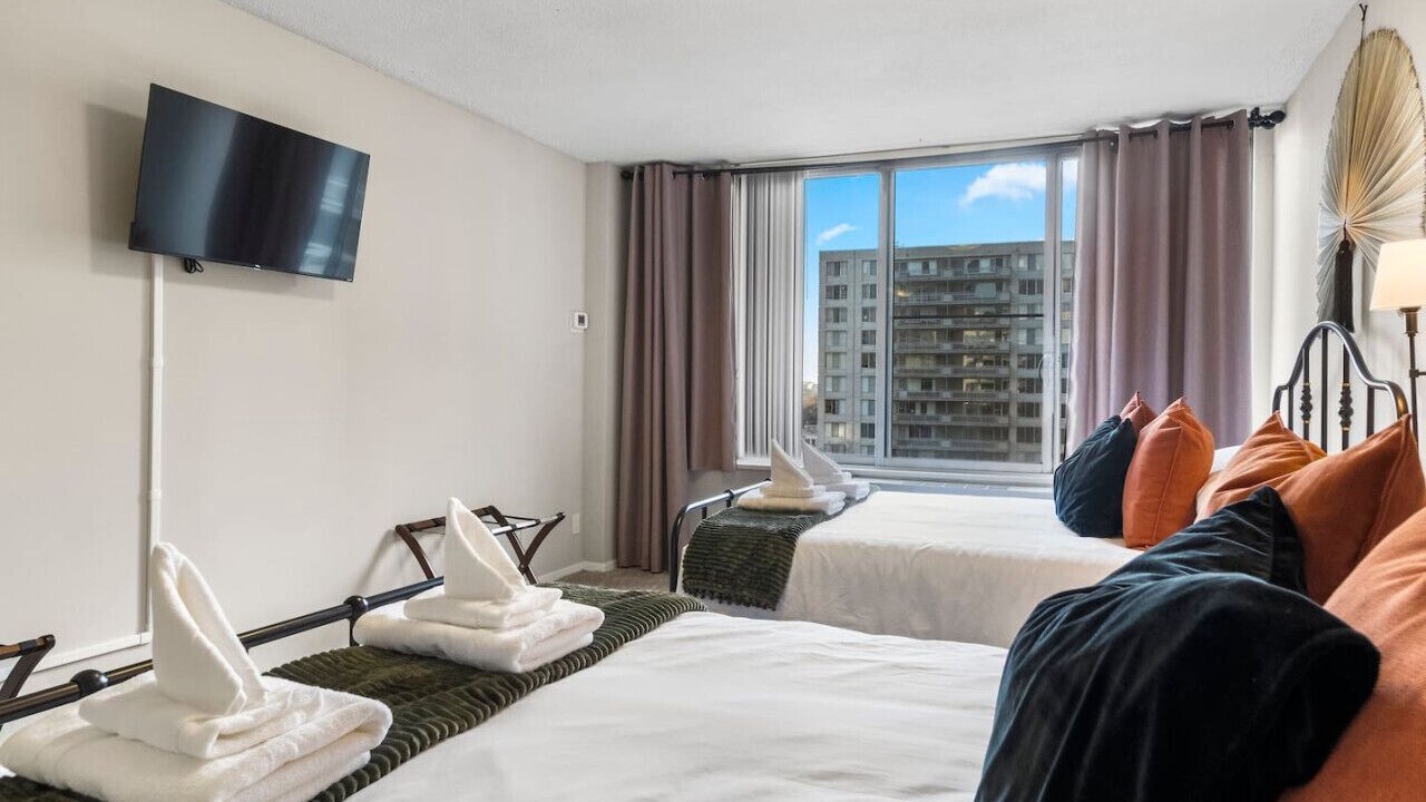 Photo of Bedroom in Crystal City