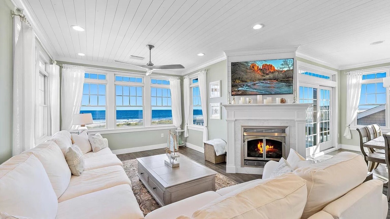 Photo of Livingroom in Beach Haven Gardens