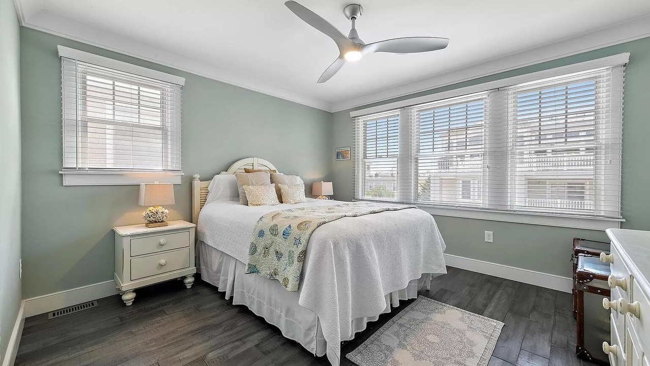 Photo of Bedroom in Beach Haven Gardens