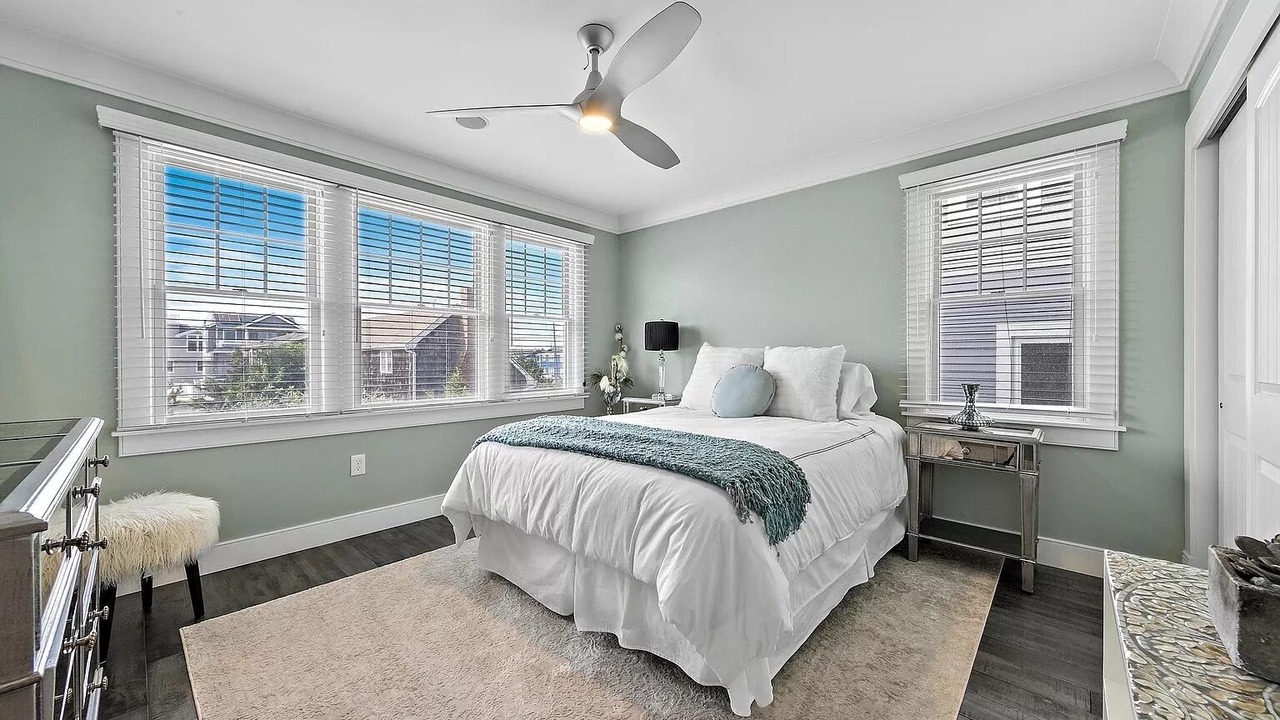 Photo of Bedroom in Beach Haven Gardens