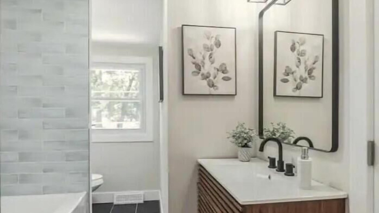 Photo of Bathroom in Lawnside