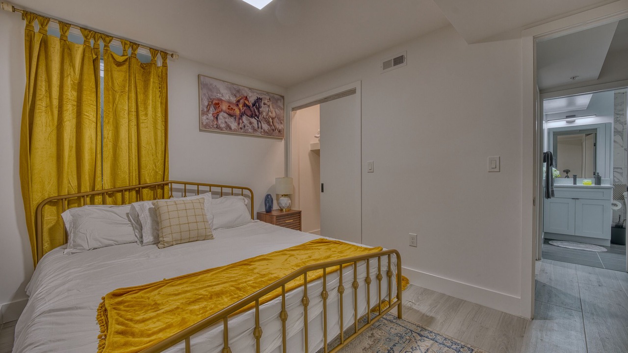Photo of Bedroom in Brightwood Park