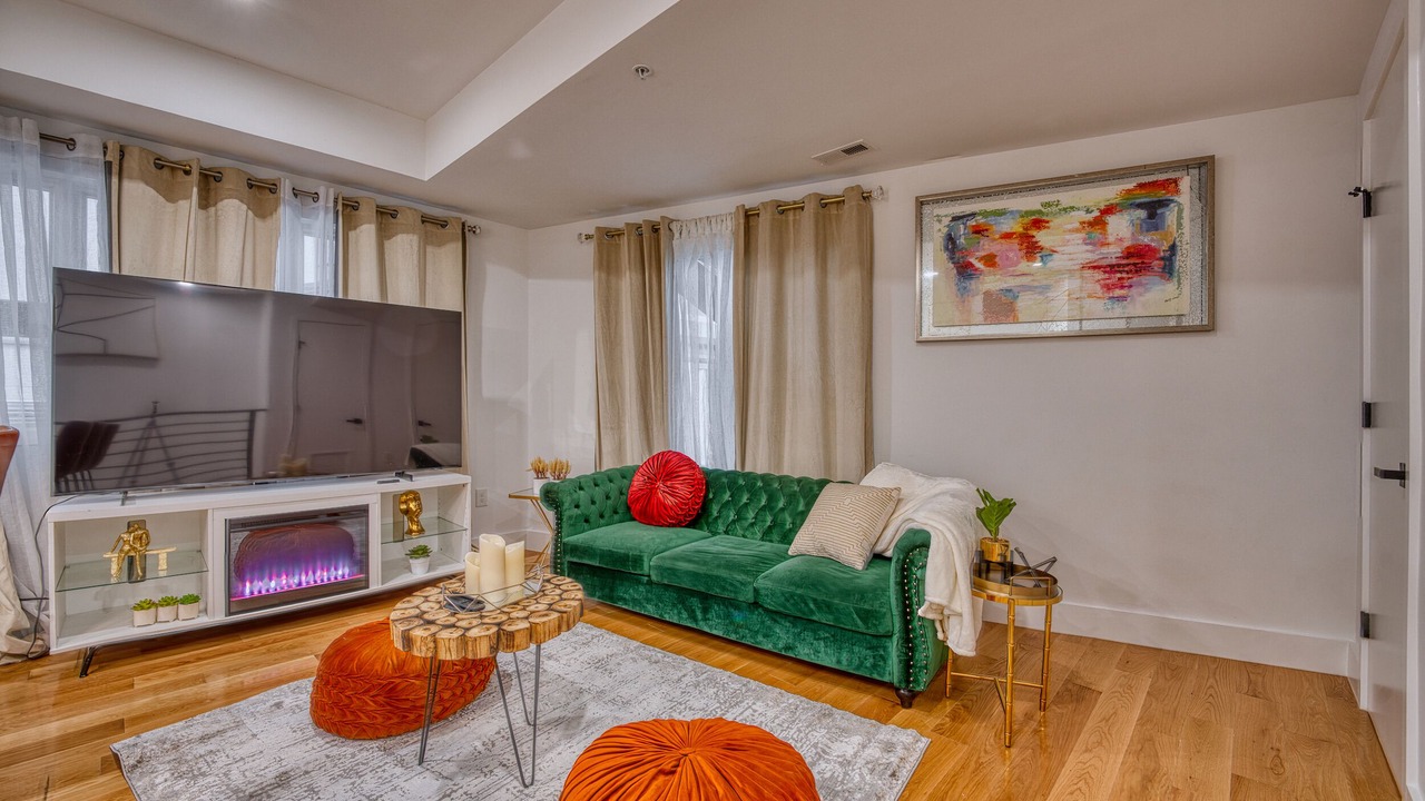 Photo of Livingroom in Brightwood Park