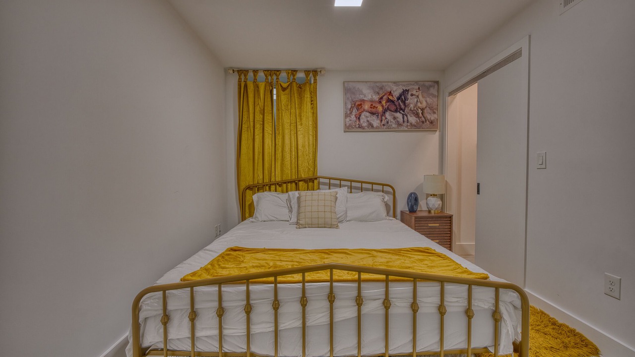 Photo of Bedroom in Brightwood Park