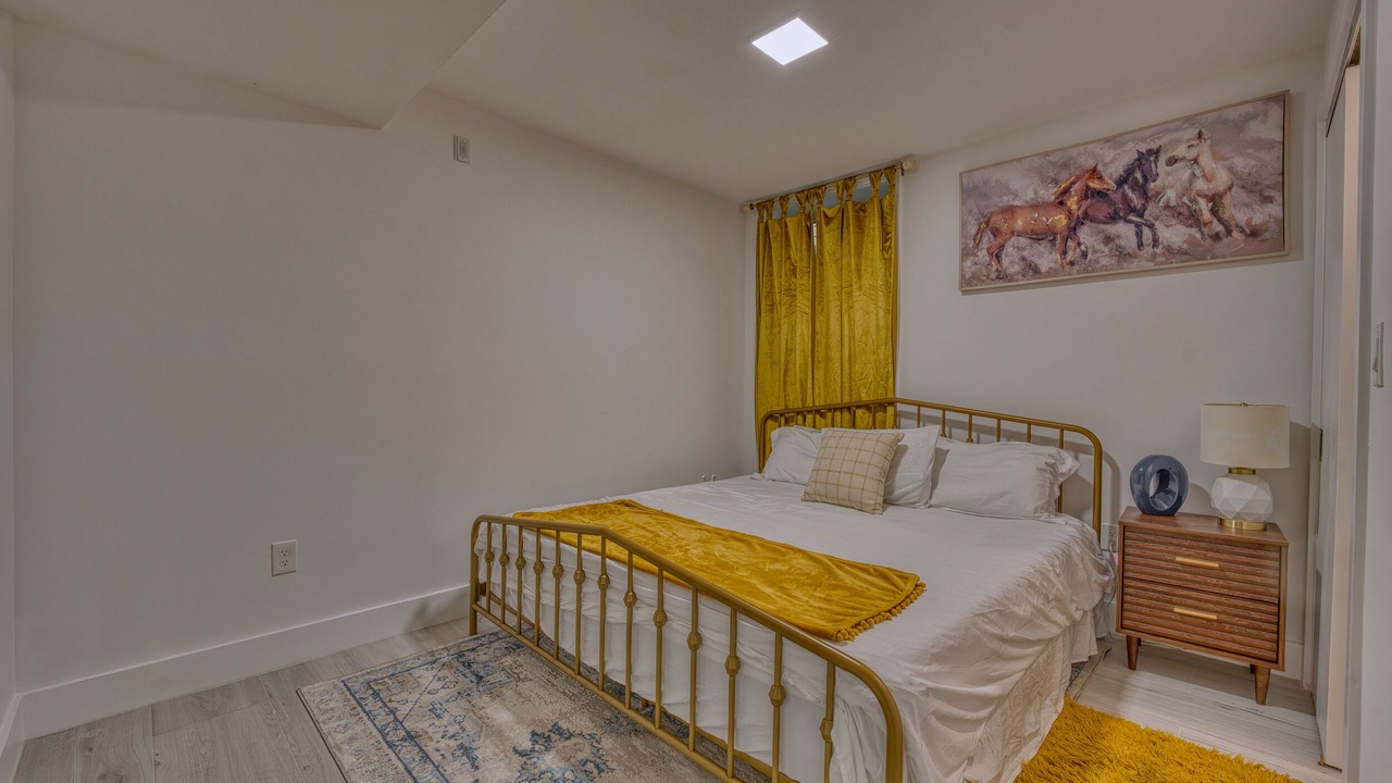 Photo of Bedroom in Brightwood Park