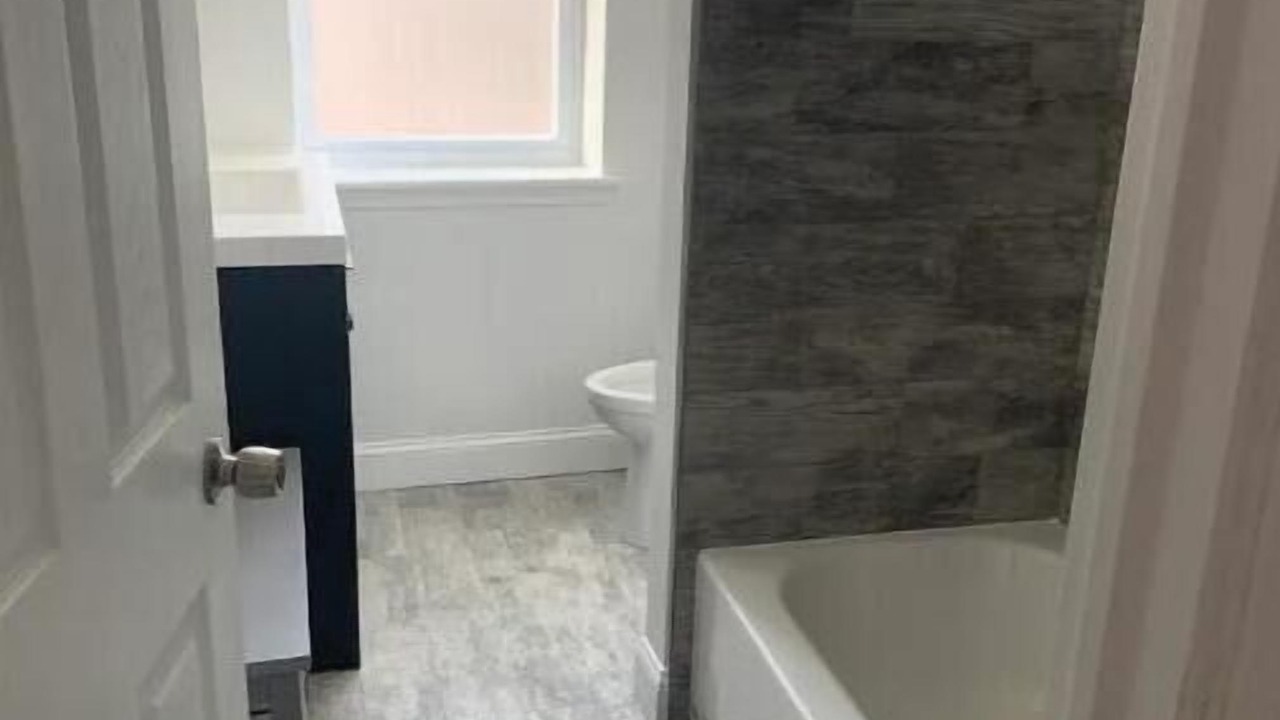 Photo of Bathroom in Point Breeze