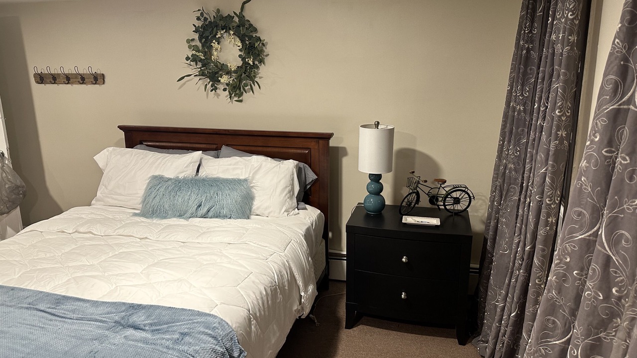 Photo of Bedroom in Whitehall