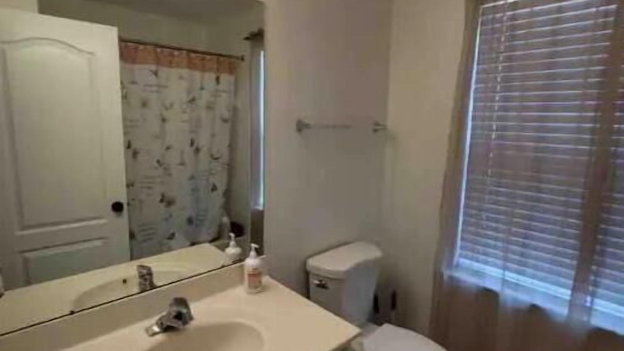 Photo of Bathroom in Waldorf