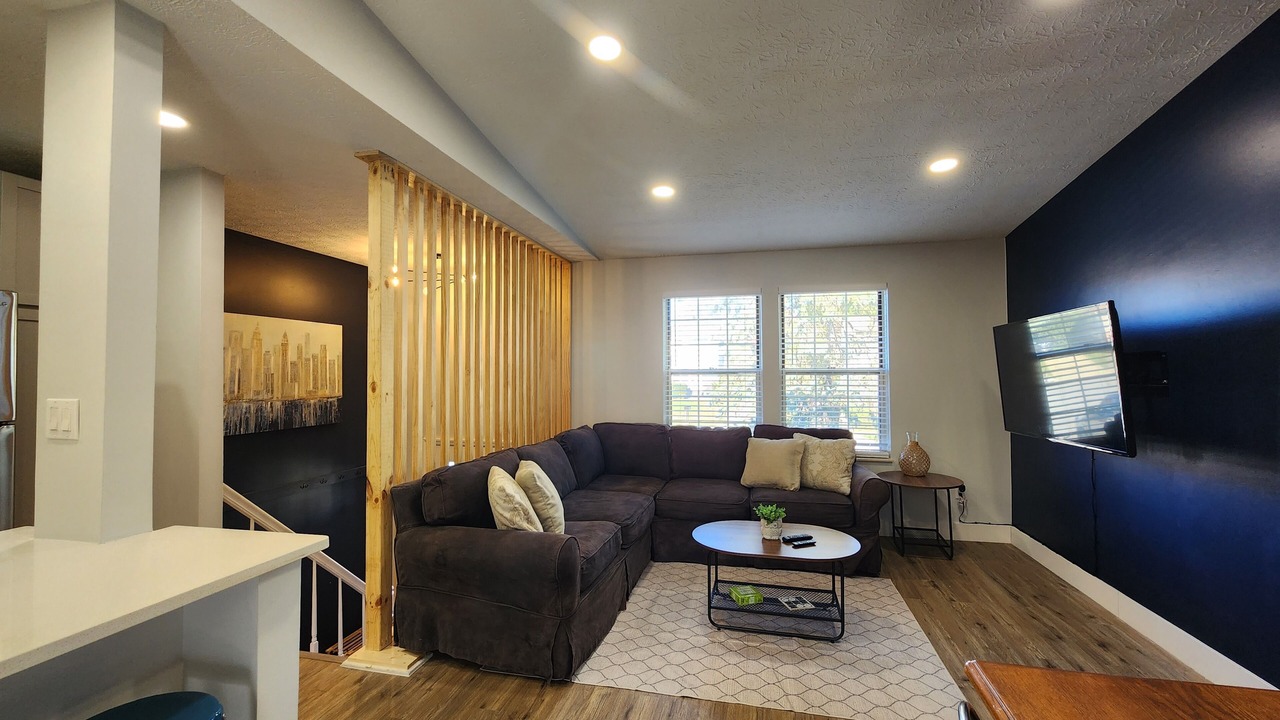 Photo of Livingroom in Kilbourne