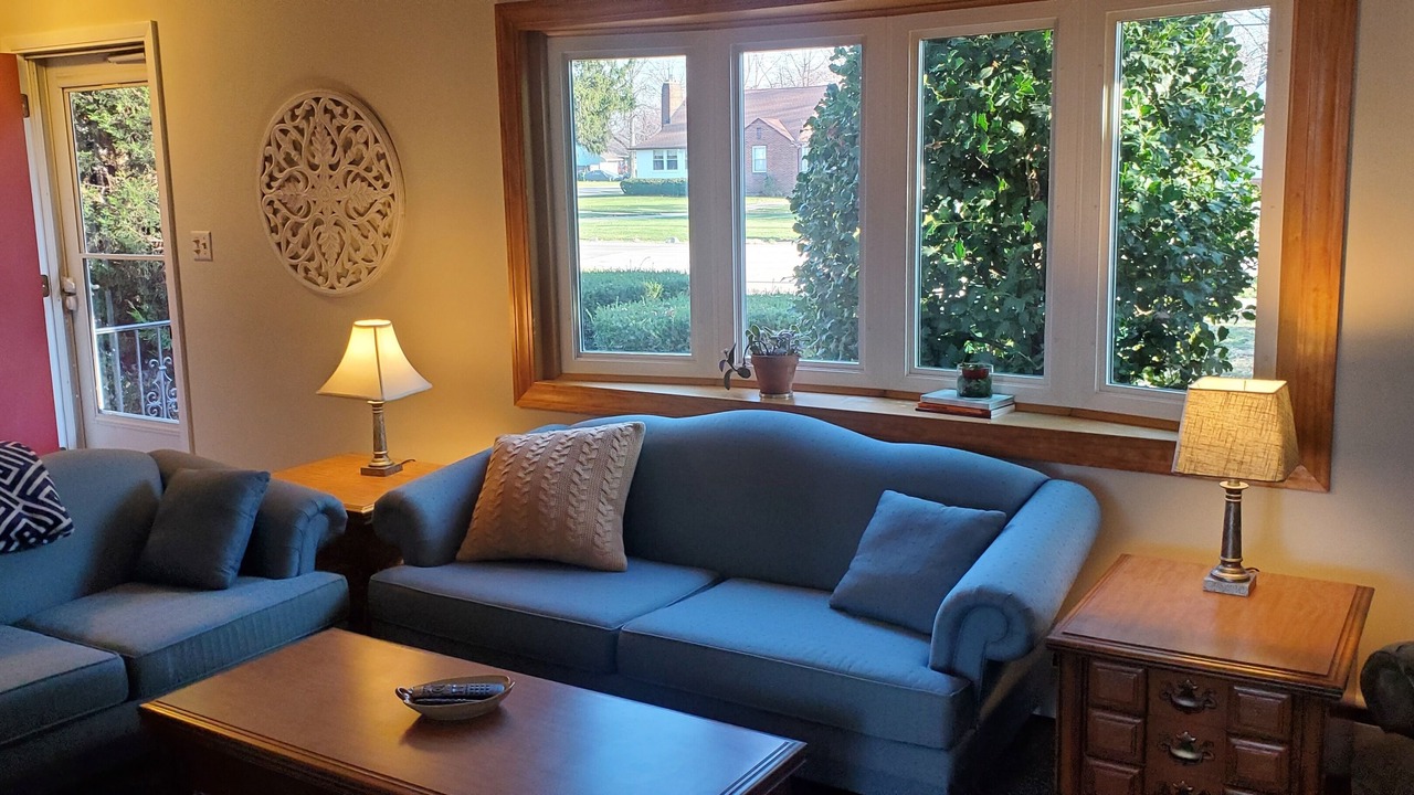 Photo of Livingroom in Eastlake