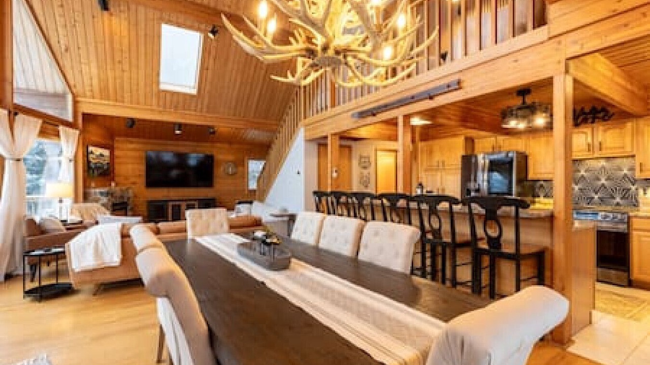 Photo of Livingroom in Snowshoe