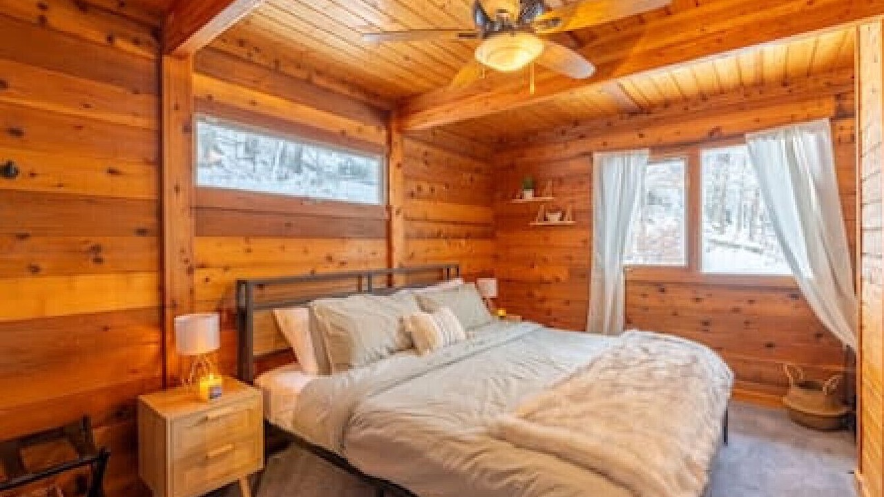 Photo of Others in Snowshoe