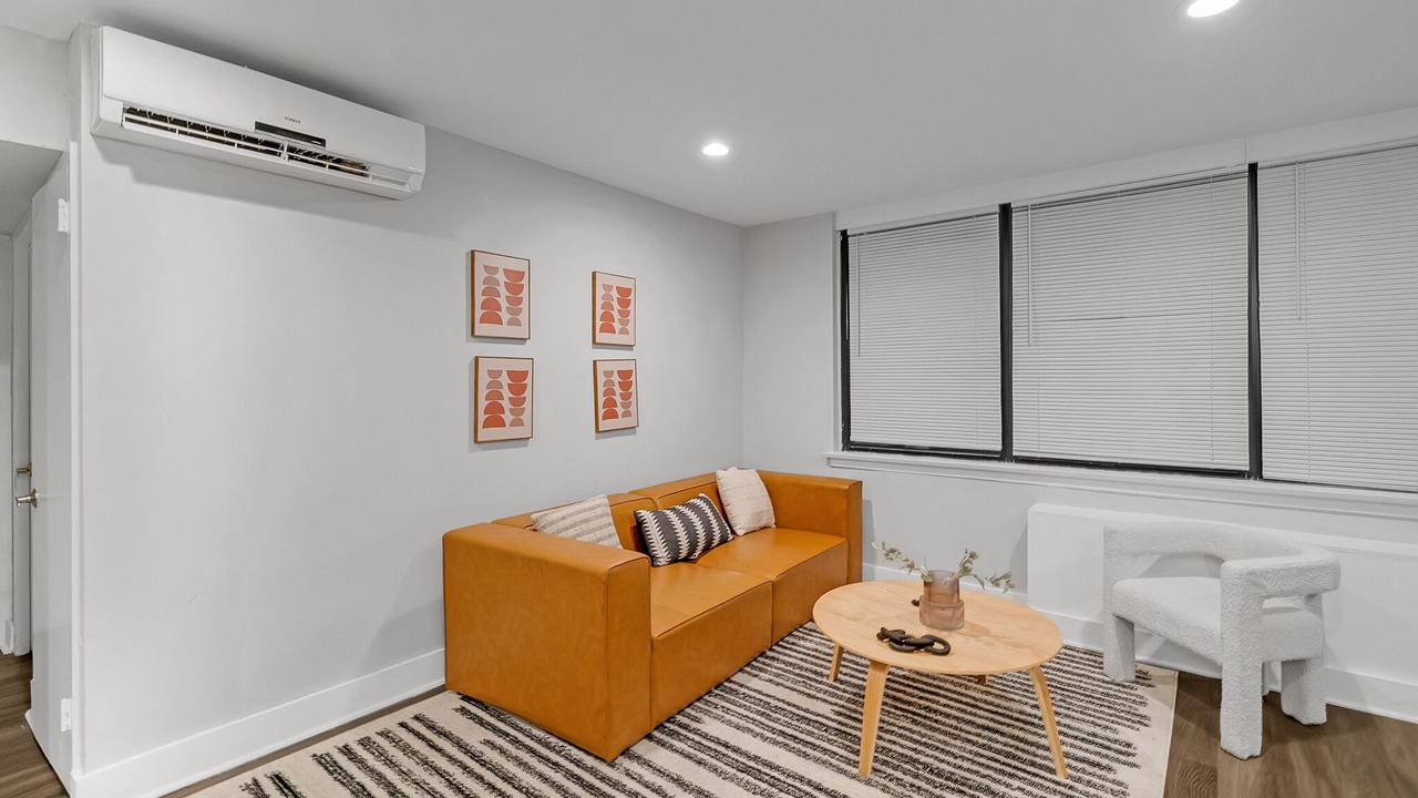Photo of Livingroom in East Falls