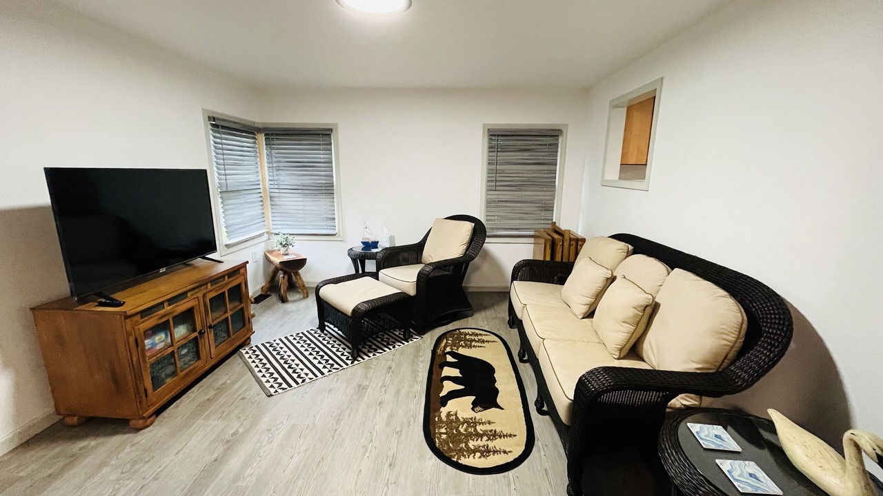 Photo of Livingroom in Hesston