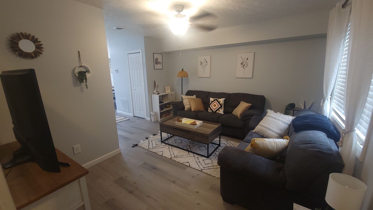 Photo of Livingroom in Nelsonville