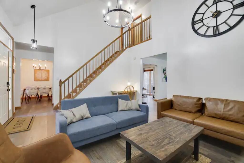 Photo of Livingroom in East Stroudsburg