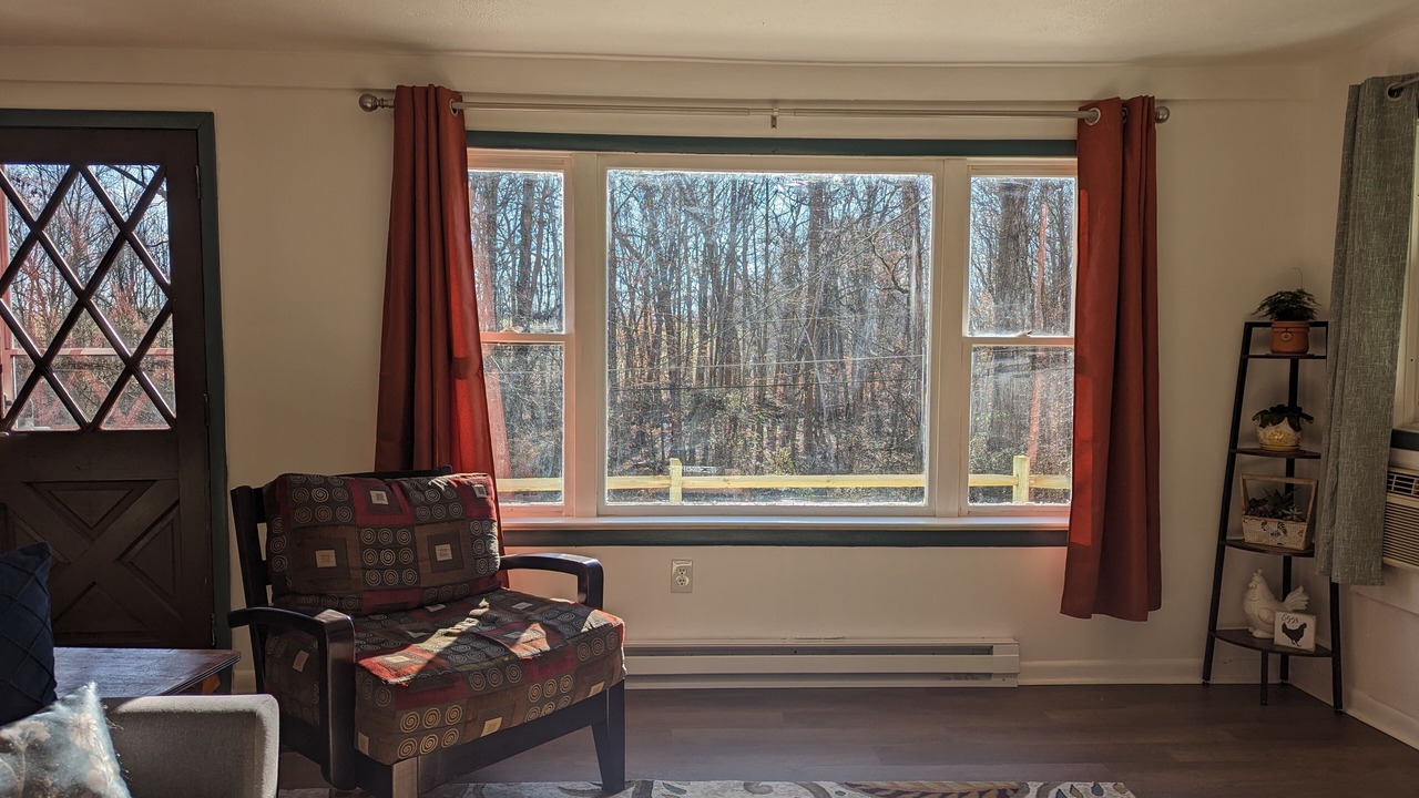 Photo of Livingroom in Cardiff