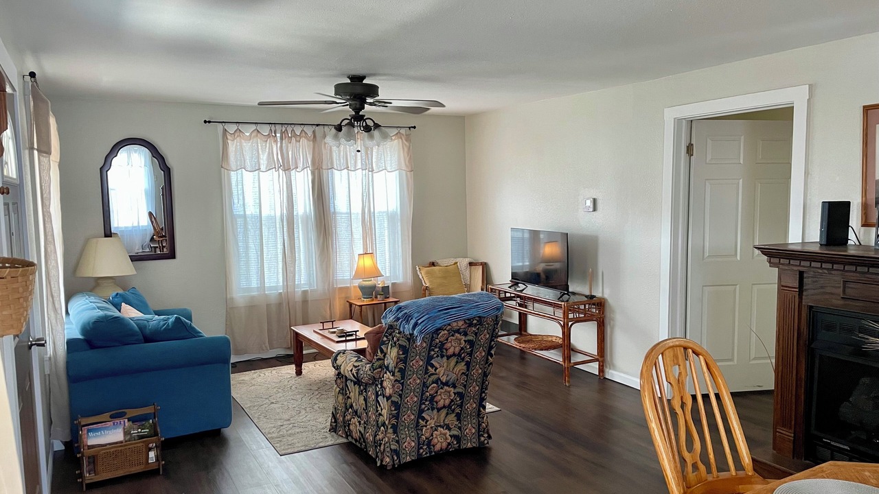 Photo of Livingroom in Tennerton