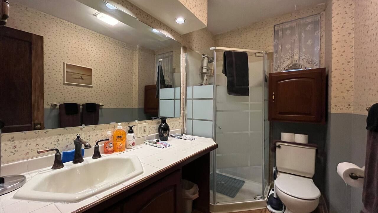 Photo of Bathroom in University District