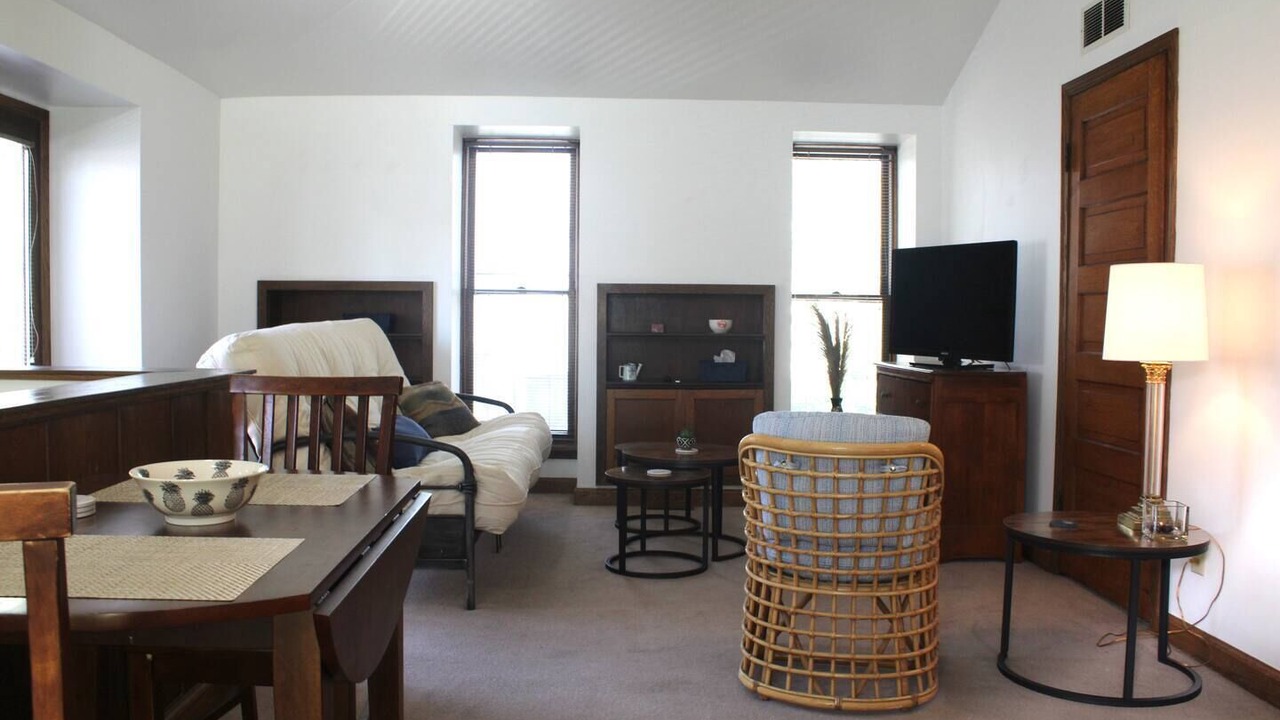 Photo of Livingroom in Victorian Village