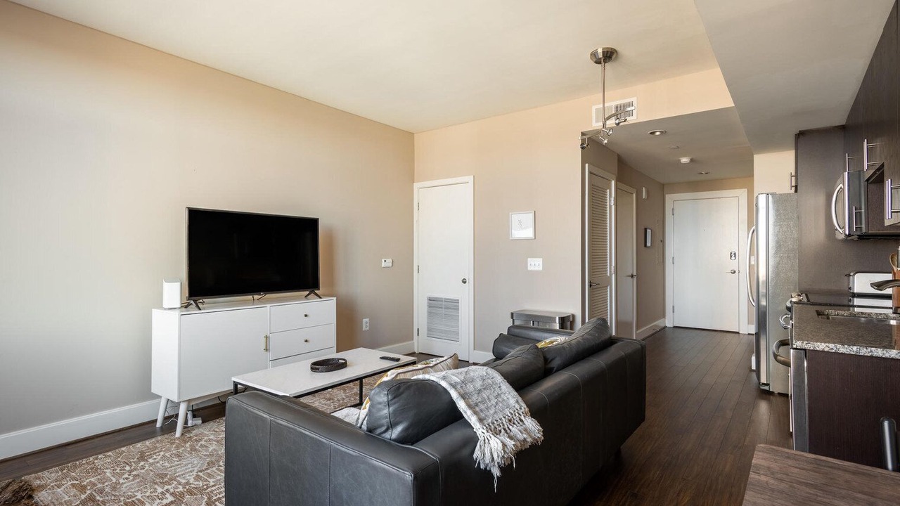 Photo of Livingroom in Reston