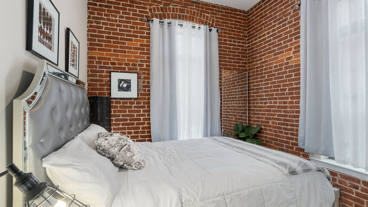 Photo of Bedroom in St. Paul's Park