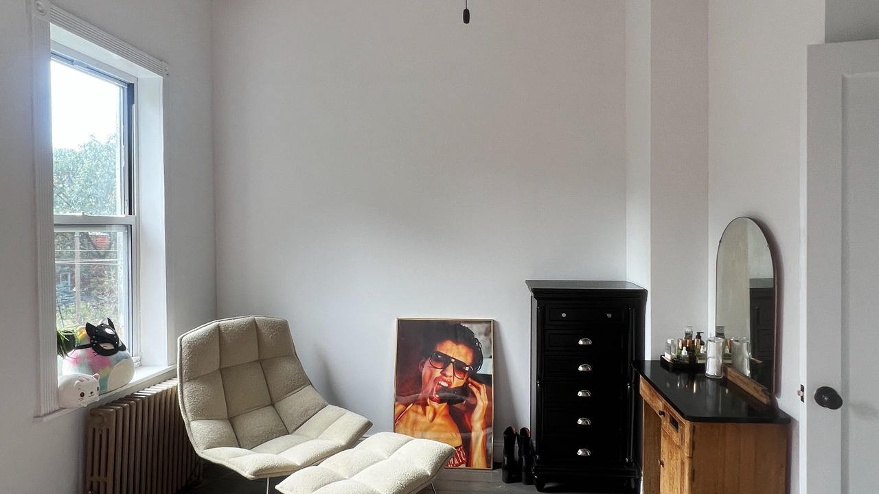 Photo of Bedroom in Greenpoint