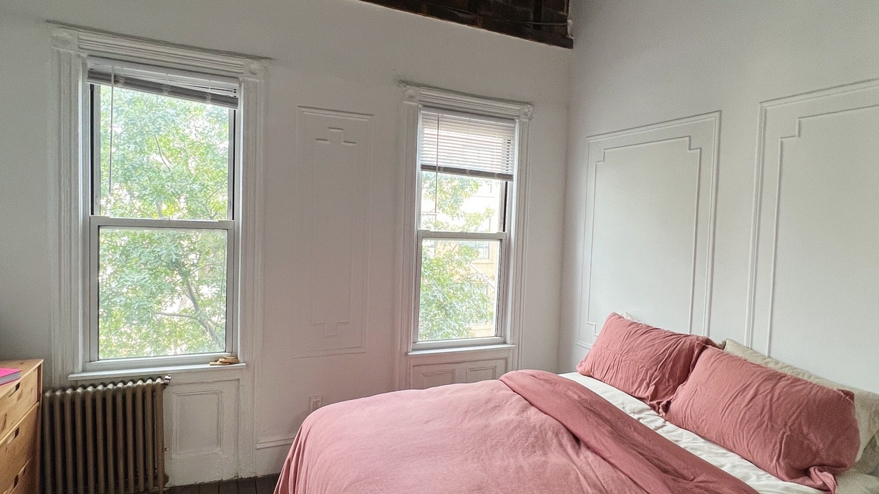 Photo of Bedroom in Greenpoint