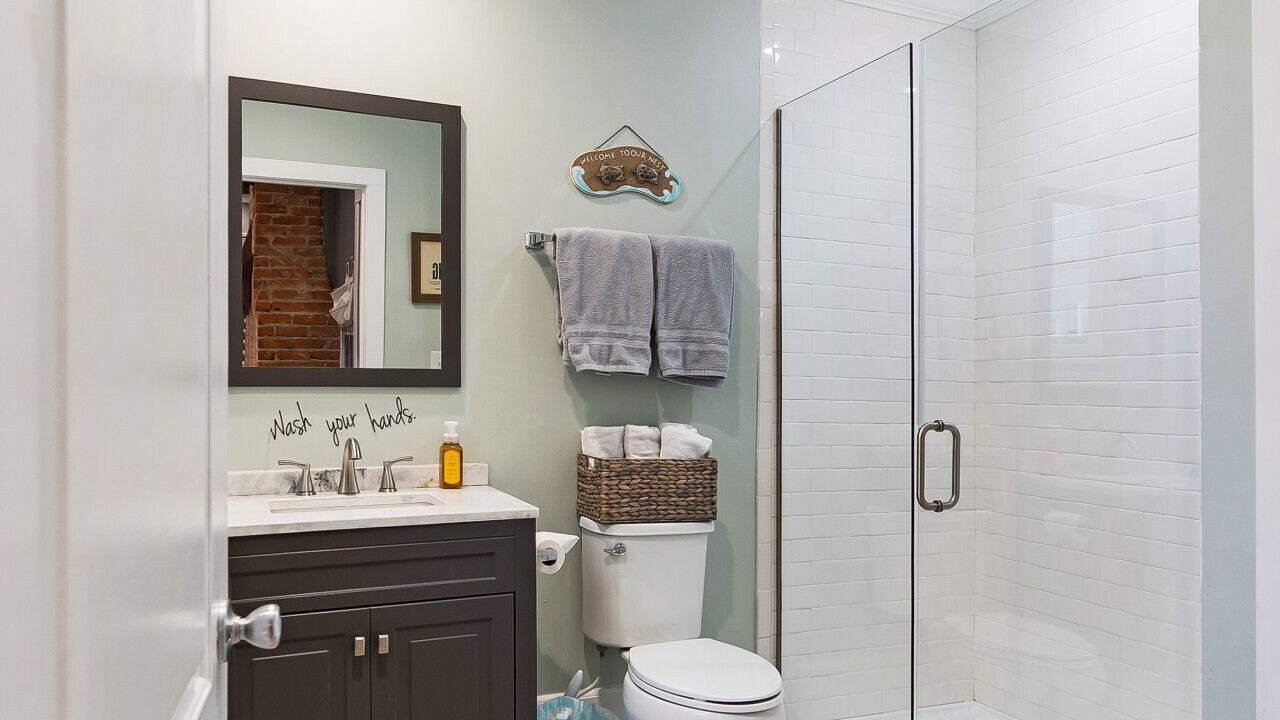 Photo of Bathroom in Carthage