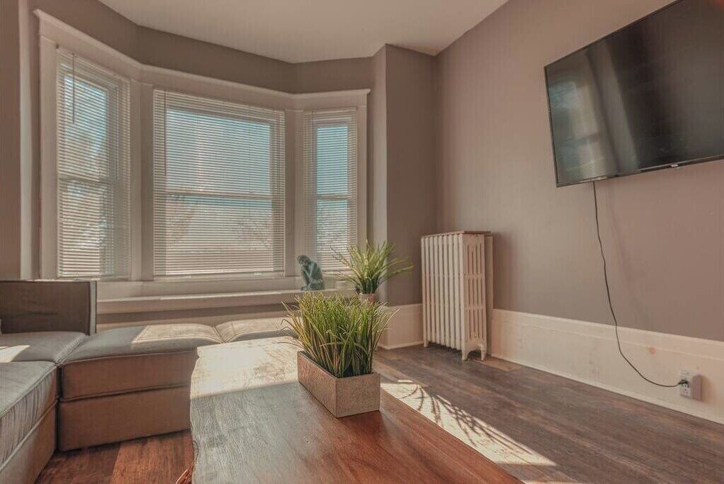 Photo of Livingroom in Harrisburg - Hershey
