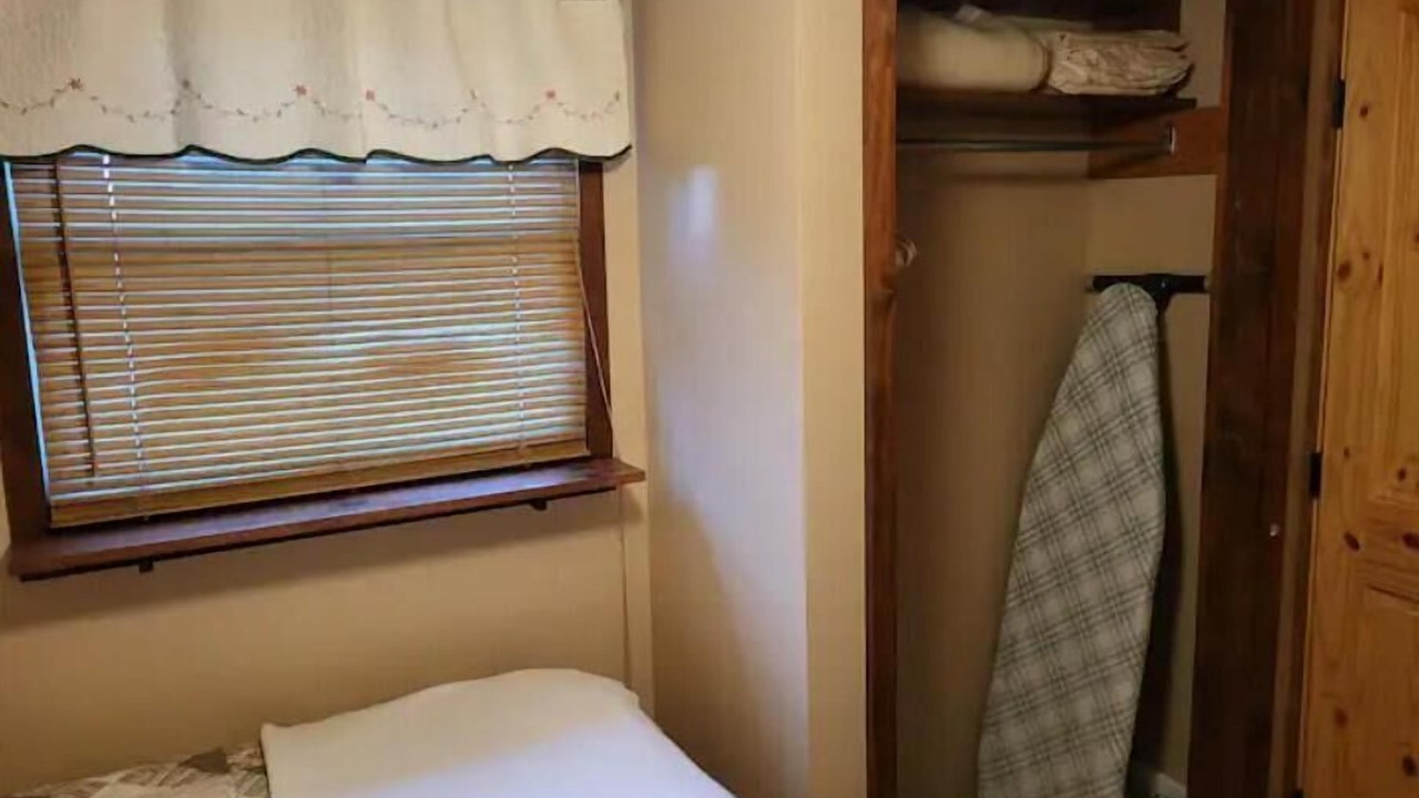 Photo of Bedroom in Chapmanville