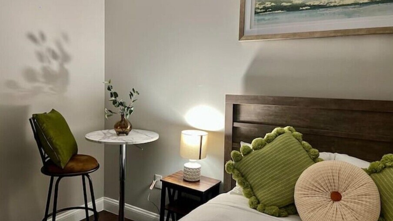 Photo of Bedroom in Logan Square