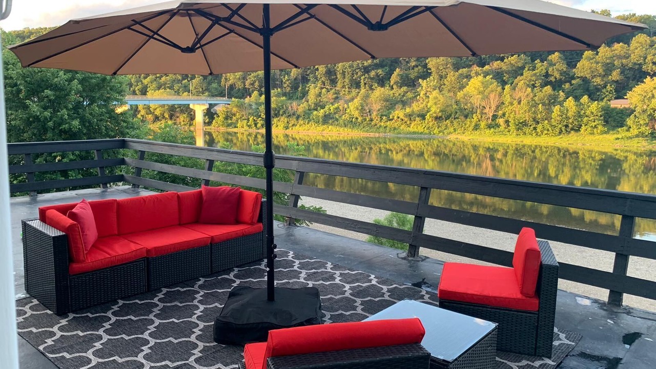 Photo of Patio Balcony in Falls