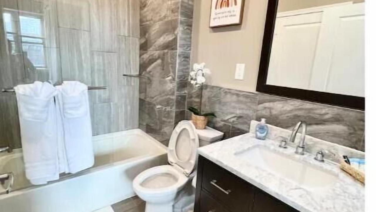 Photo of Bathroom in Chinatown