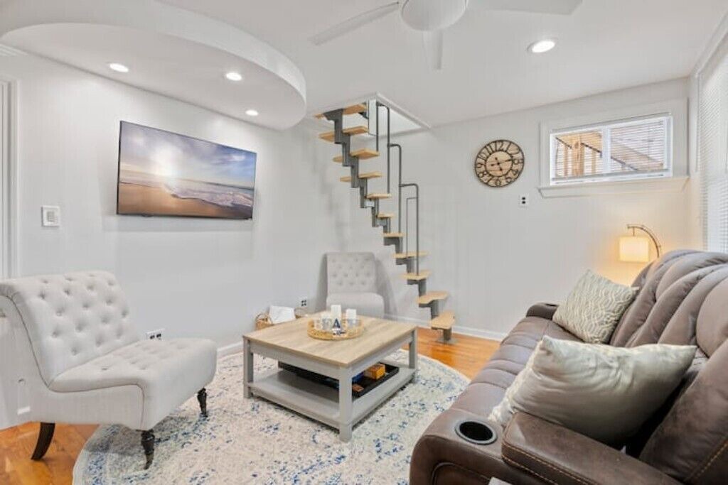 Photo of Livingroom in Pleasantville
