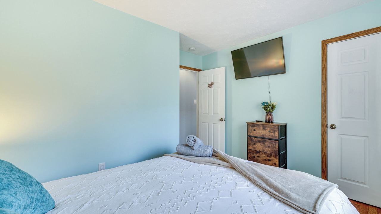 Photo of Bedroom in Tobyhanna