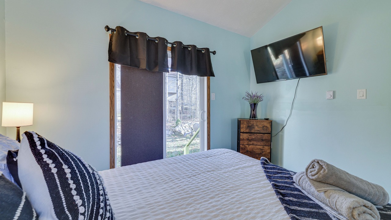 Photo of Bedroom in Tobyhanna