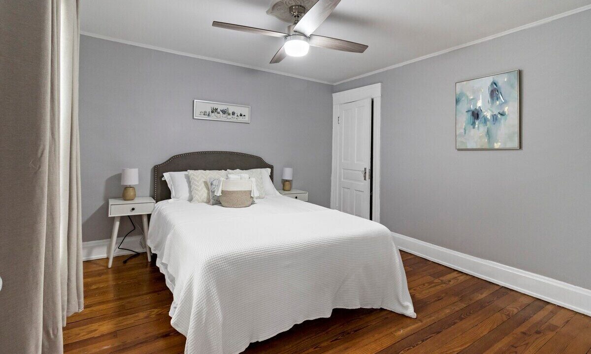 Photo of Bedroom in Oakley