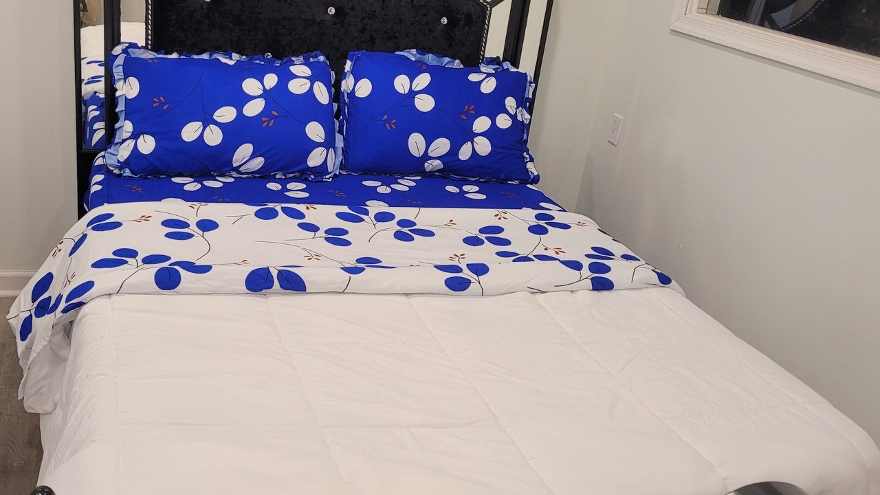 Photo of Bedroom in Upper Marlboro