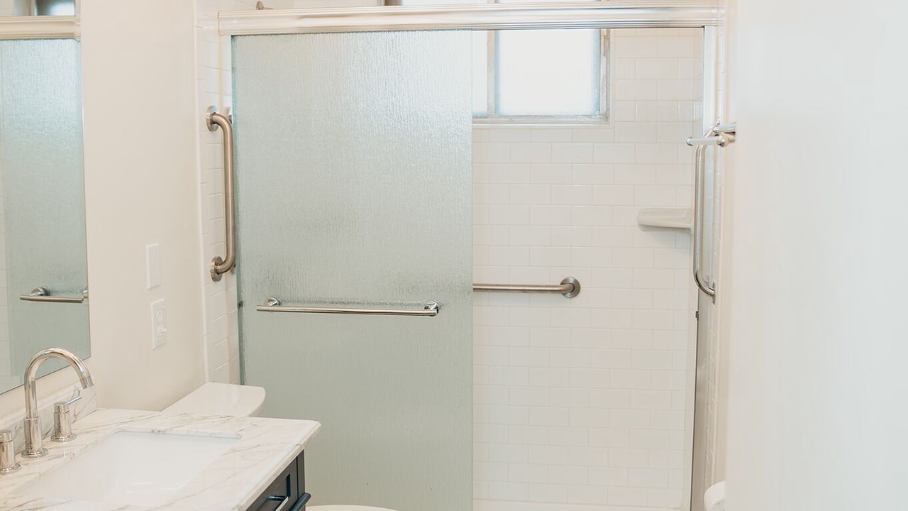 Photo of Bathroom in Vermilion