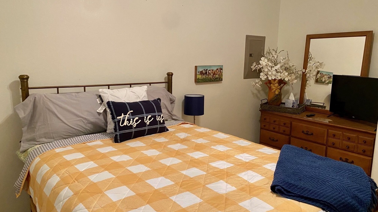 Photo of Bedroom in Ahsahka