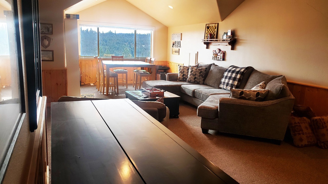 Photo of Livingroom in Ahsahka