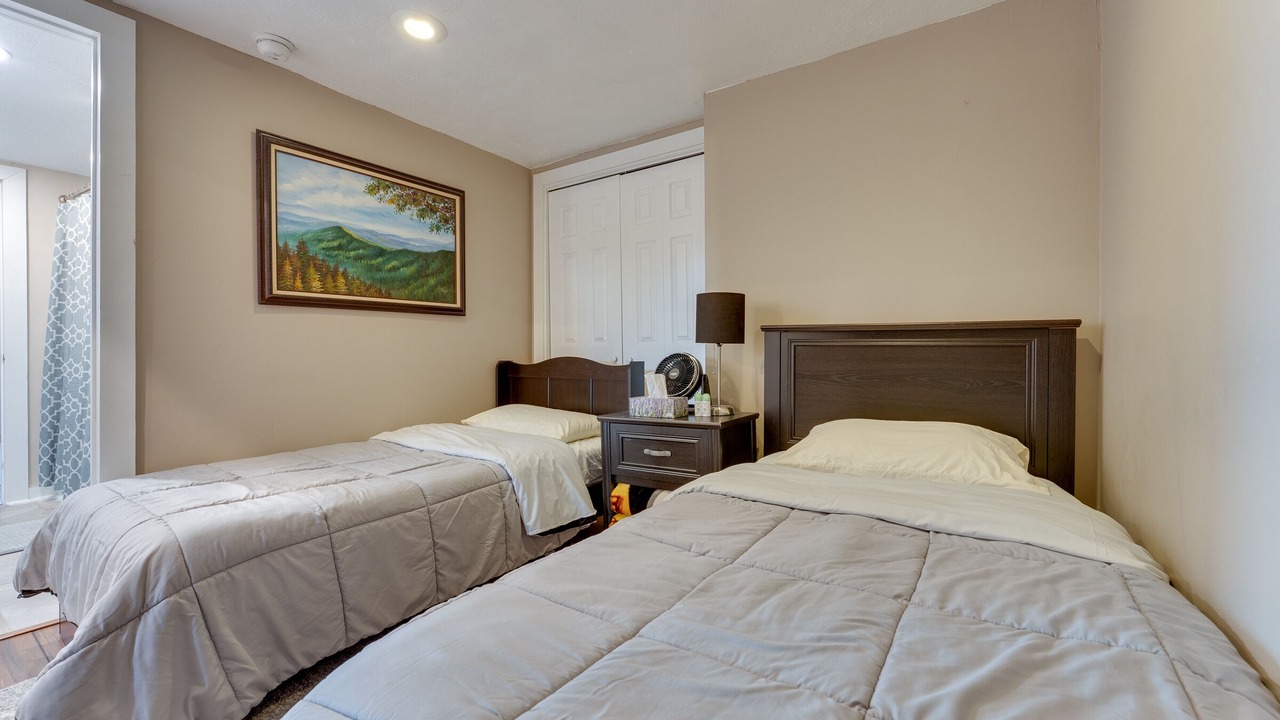 Photo of Bedroom in Central Northside
