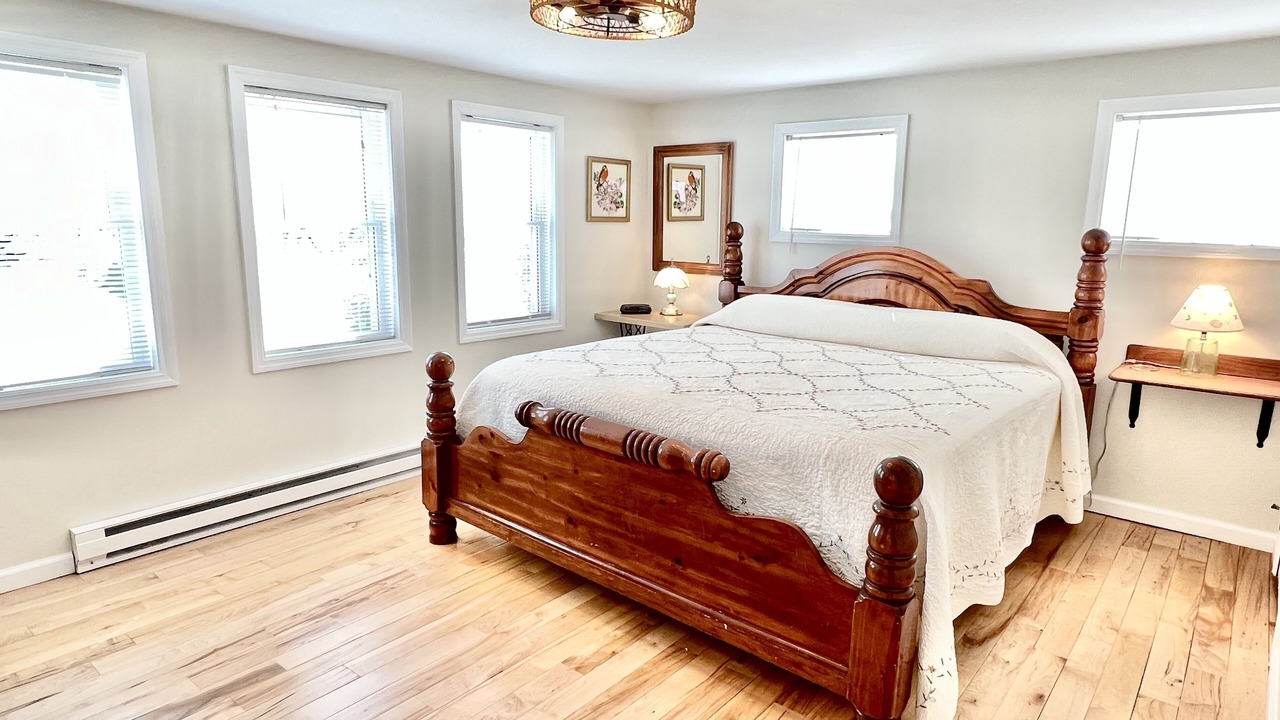 Photo of Bedroom in Addison