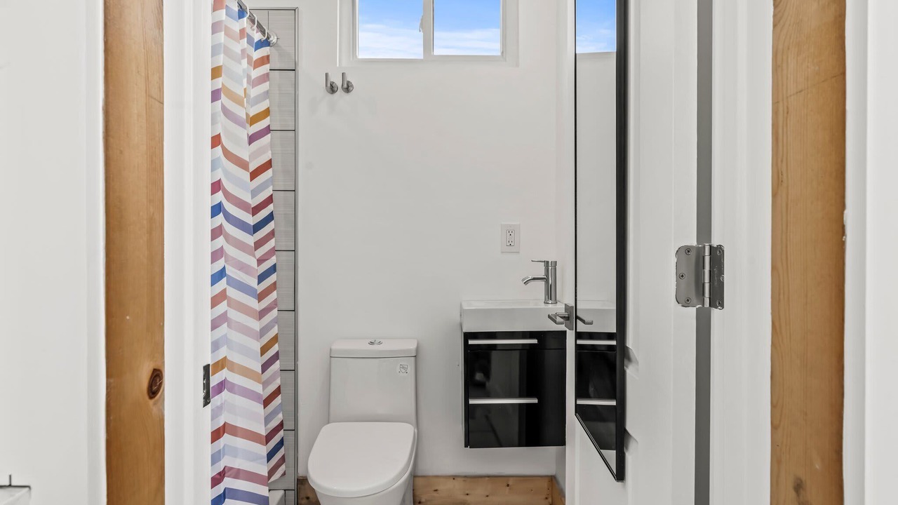 Photo of Bathroom in North Philadelphia West
