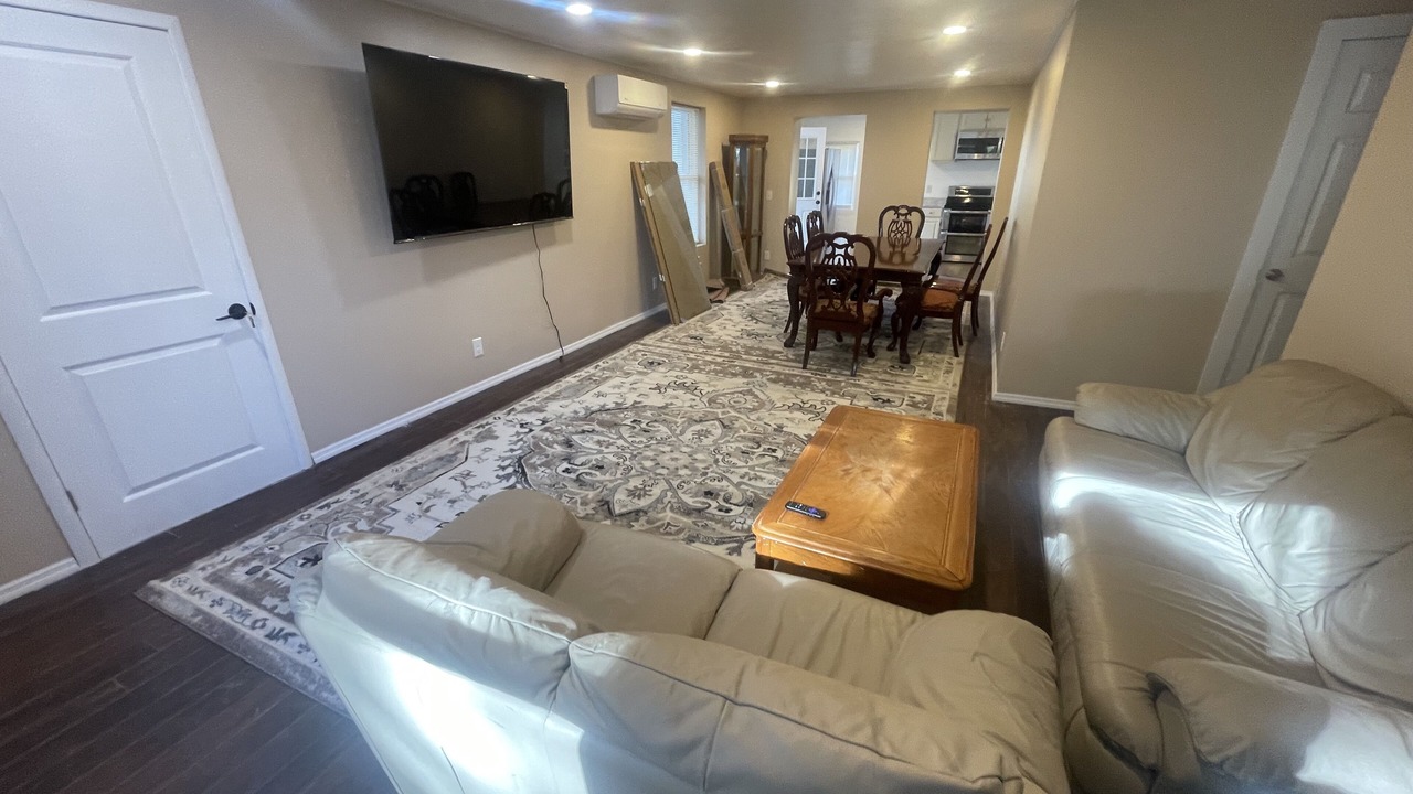 Photo of Livingroom in Lost Creek