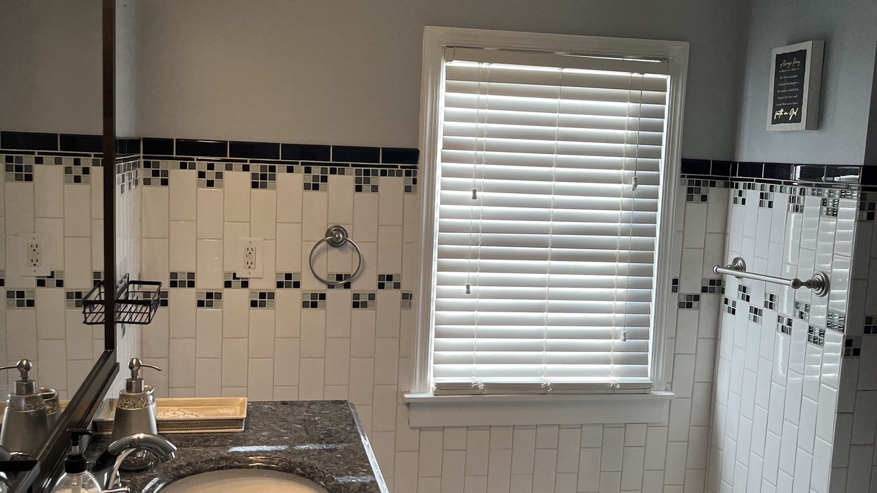 Photo of Bathroom in Downtown Baltimore