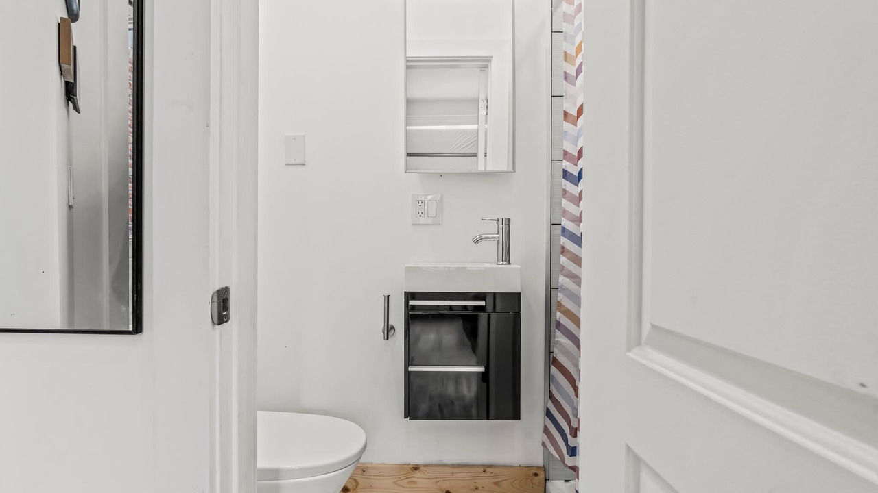 Photo of Bathroom in North Philadelphia West
