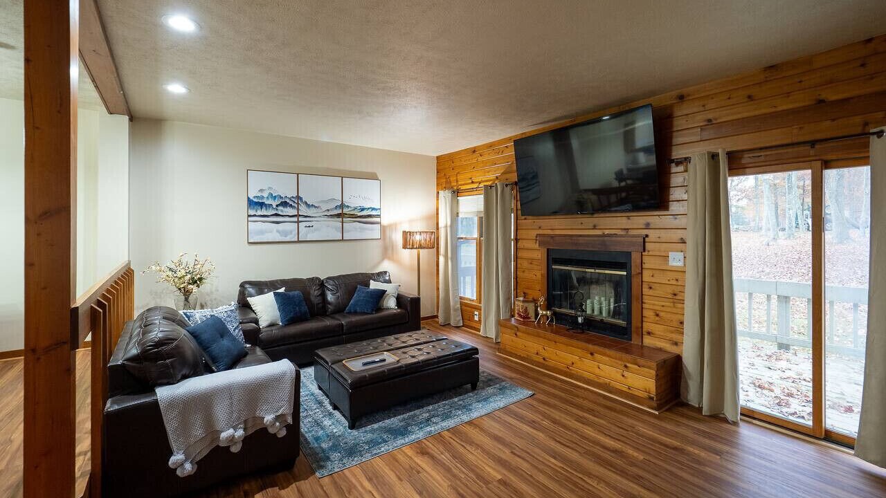 Photo of Livingroom in East Stroudsburg