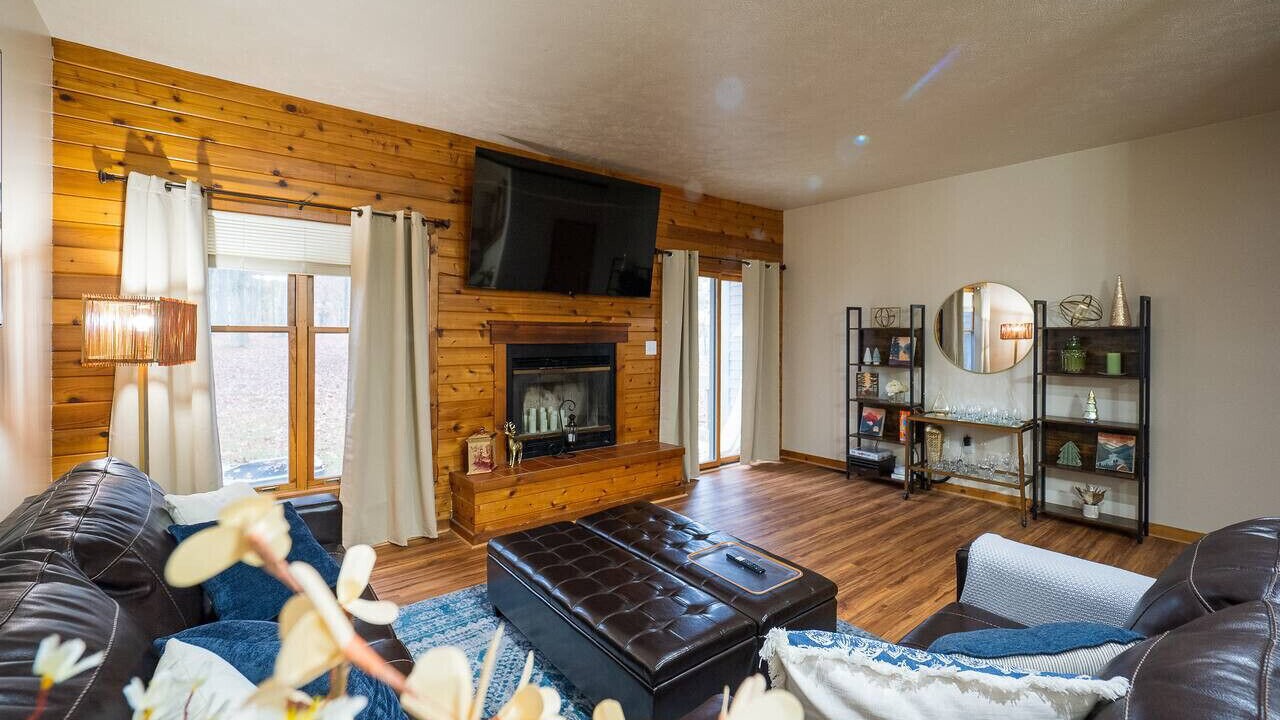 Photo of Livingroom in East Stroudsburg